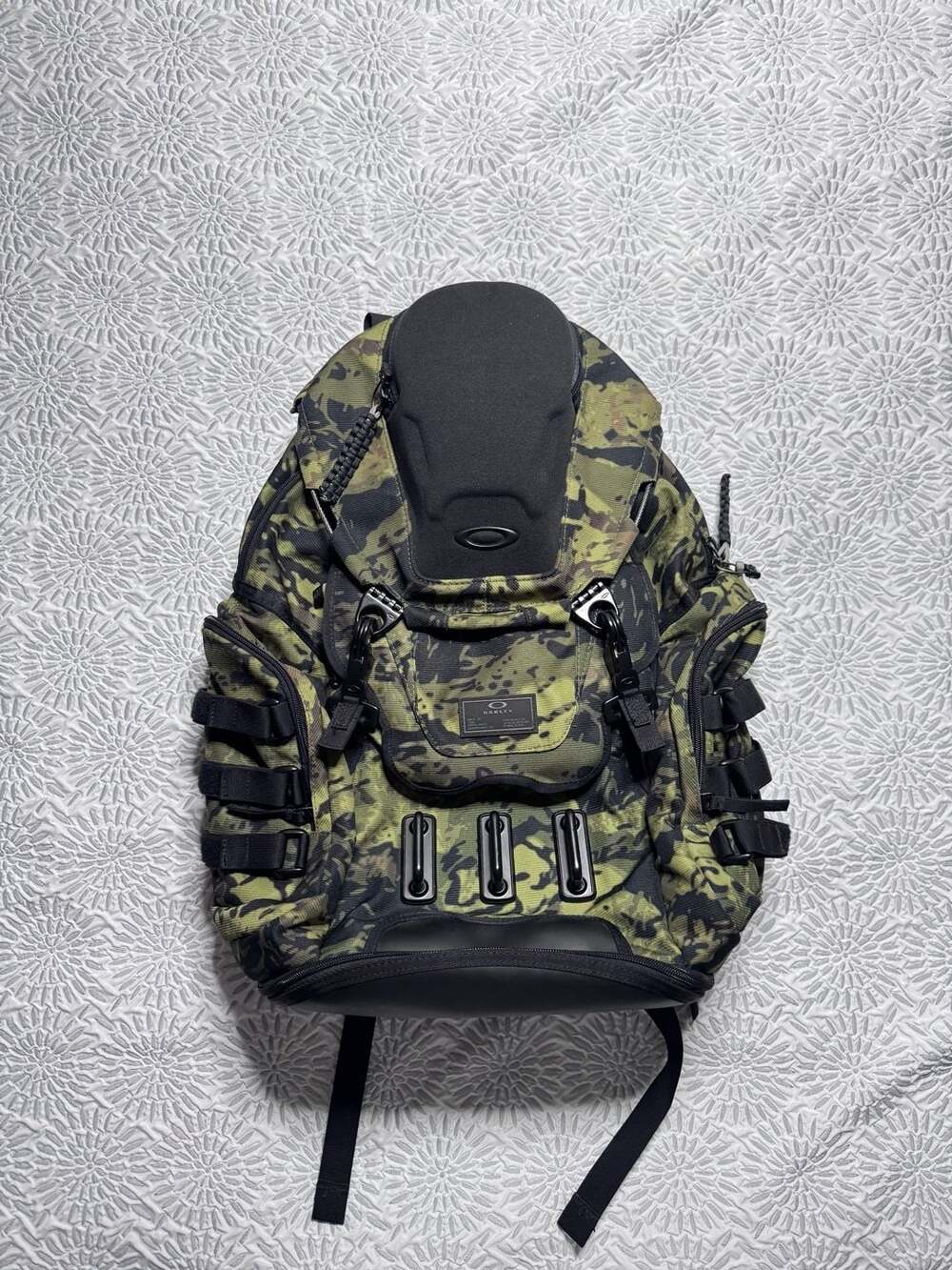 Oakley Kitchen Sink Backpack Tiger Camo Green